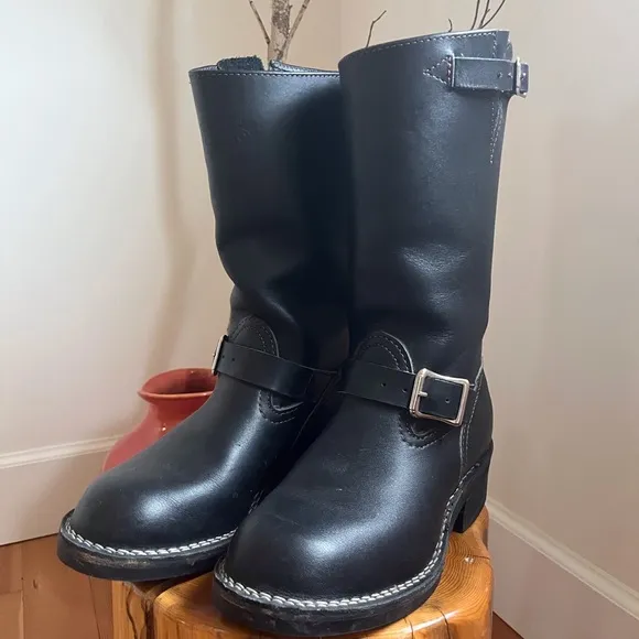 Wesco Men’s Custom Boss Engineer boot size 6D.  Women’s size 8.