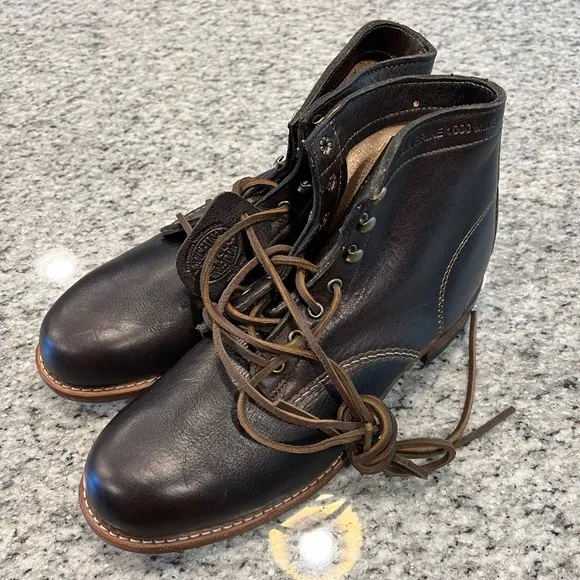 WOLVERINE 1000 MILE PLAIN-TOE ORIGINAL BOOT
          
      NWT