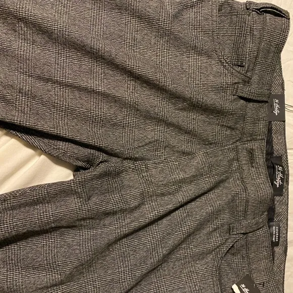 34 Heritage Mens Jeans 42/32
          
      NWT