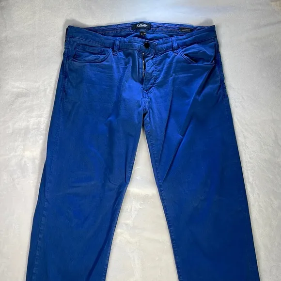 34 Heritage Courage Style Straight Leg Pants. Mid Rise. 36 Waist 34 Leg