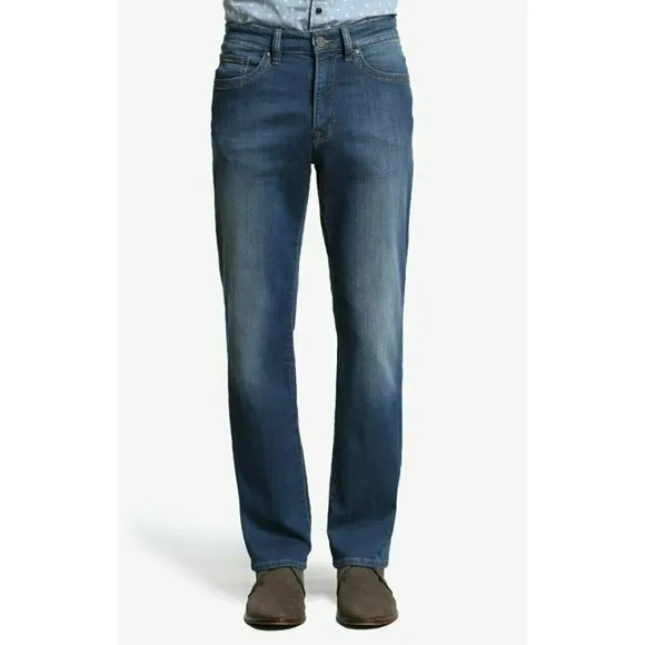 34 Heritage Charisma Jeans Comfort Rise Classic Stretch Zip Fly W52 x L34.
          
      Boutique