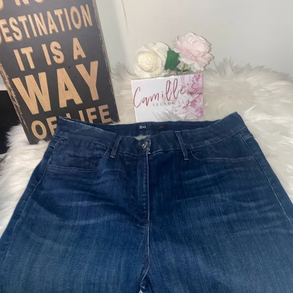 3x1 Mid-Rise Skinny Leg Jeans
