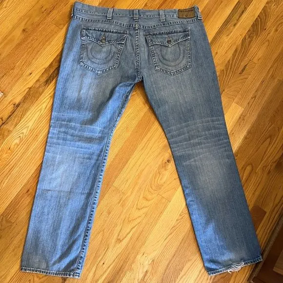 GUC Men's True Religion Ricky Relaxed Straight Leg Jeans Size 44 x 33