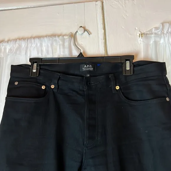 A.P.C. petit standard jean droit etroit Men’s Size 33/30 Black