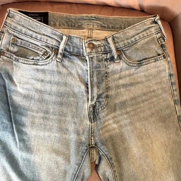 A&F Men’s Super Skinny Stretch Jeans 28x30
