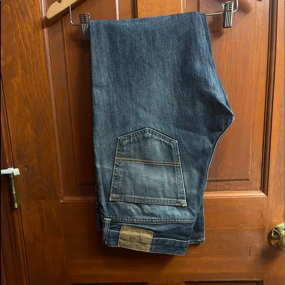 Abercrombie & Fitch Classic Straight Cut Denim Jeans