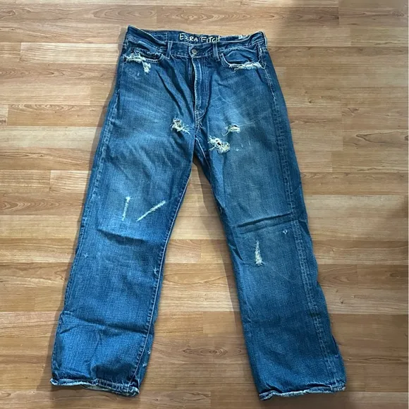 Abercrombie & Fitch Ezra Fitch Jeans Vintage Boot Cut distressed 30x30