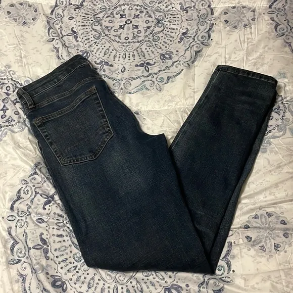 NWOT Men’s Aero Jeans Skinny Size 32x34