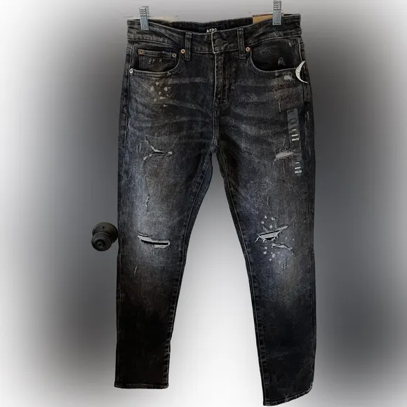 Aeropostale Men’s Black Skinny Jeans. Size Men’s 30x32. Color Black.
          
      NWT