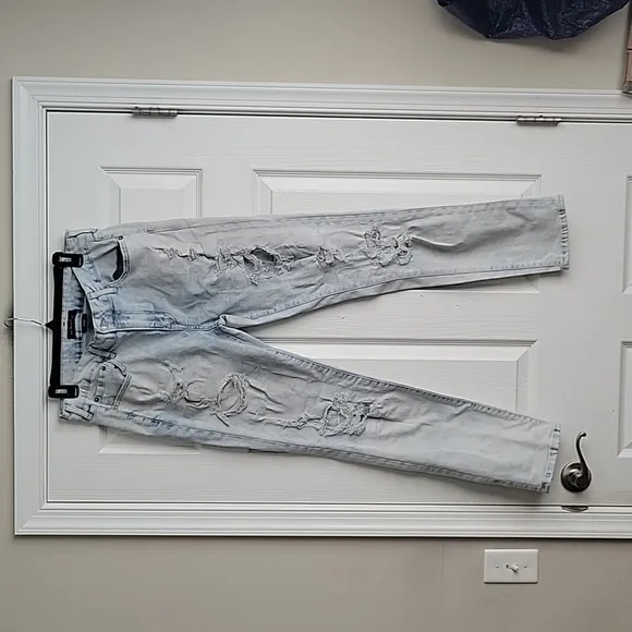 Aeropostale Men's Distressed Skinny Jeans