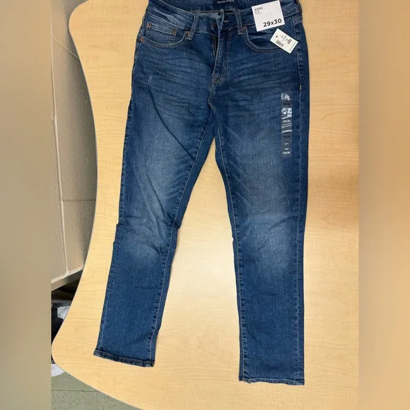 Aeropostale Men's Skinny Jeans in Dark Blue
              
      NWT