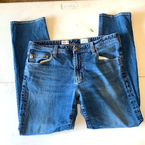 Men’s AG jeans B type ii straight leg size 35x30