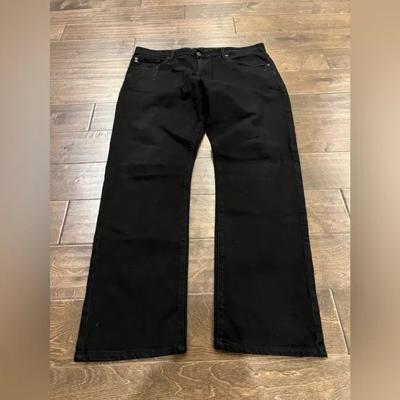 AG The Graduate Mens Black Tailored Leg Jeans Size 36x34 *Flaws*