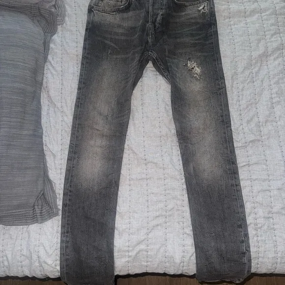 All Saints Gray Skinny Jeans with Distressed Detailing