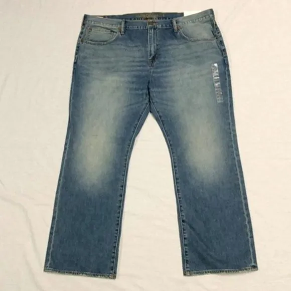 AEO Classic Boot Light Wash Jeans No. 3820 New with Tags
          
      NWT