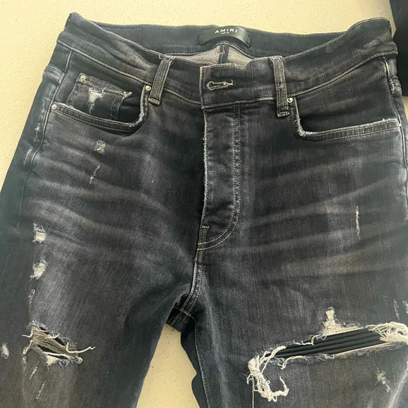 AMIRI JEANS