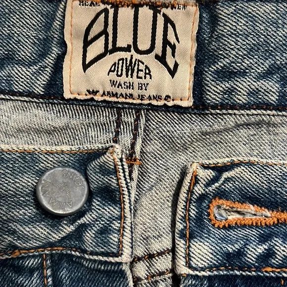 Men’s vintage Armani Jeans size 33