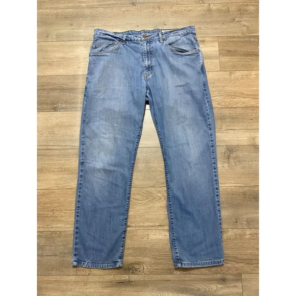 AVIATOR Travel Stretch Jeans Mens 36X30 Medium Blue Denim Zip Pockets