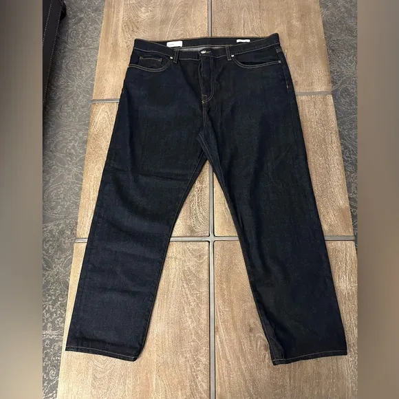Baldwin men’s jeans, size 38. Nelson: modern skinny, dark wash.