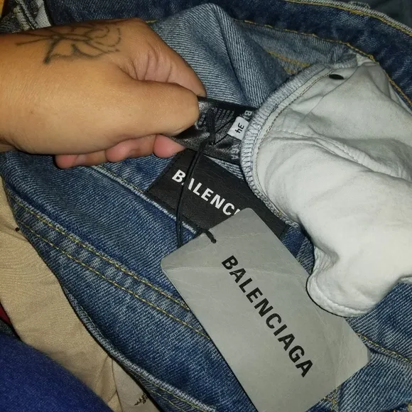 Balenciaga Mens Jeans
          
      NWT
