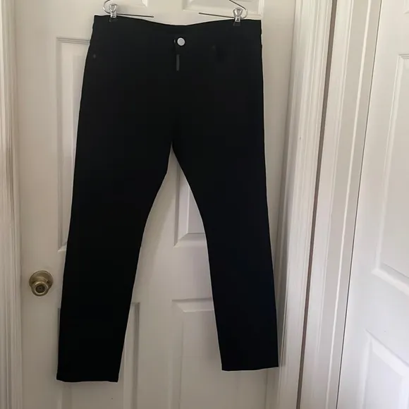 Men’s Jeans
          
      Boutique