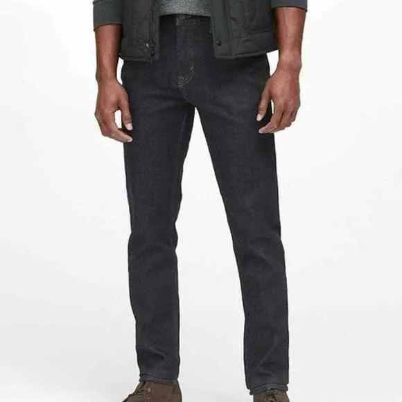 Banana Republic Slim Legacy Jean size 32/32 Dark Wash
          
      NWT