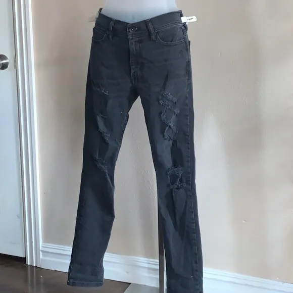BDG SKINNY STRETCH BLACK JEANS