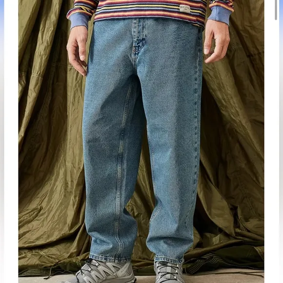 Urban Outfitters BDG Vintage Bow Jean
          
      NWT
