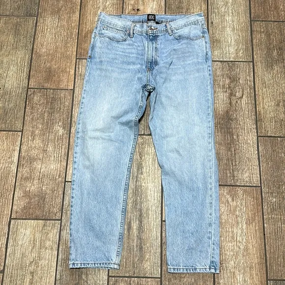 BDG Urban Outfitters Men’s 34x32 Dad Fit Light Wash Jeans