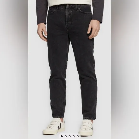 BDG Black Slim Jeans Classic Style