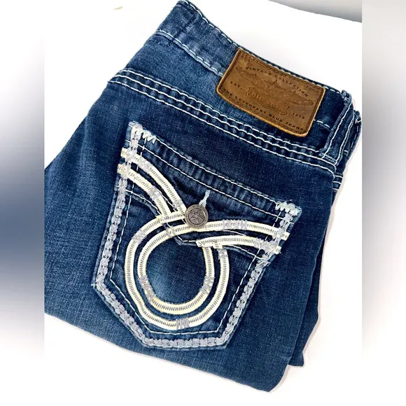 𝅺BIG Star Pioneer Size 31R (31 X 32) Boot Cut Medium Wash Blue Distressed Jeans