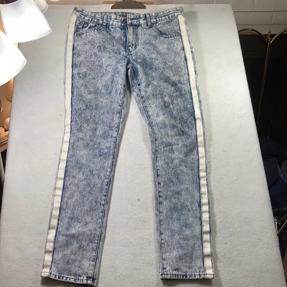 Men’s blue jeans size 32 #A50