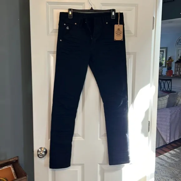 DNM collection New York City
          
      NWT