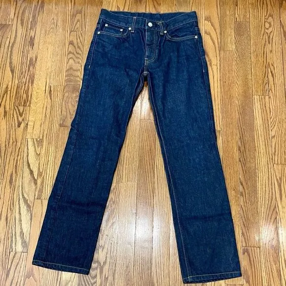 Like new! BLK DNM Selvedge Slim Straight leg Button Fly Jeans. Size 29.
