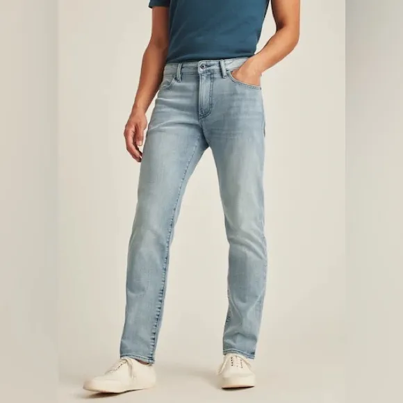 Perfect Condition Bonobos Slim Straight 4 Way Stretch Light Wash Mens Jeans