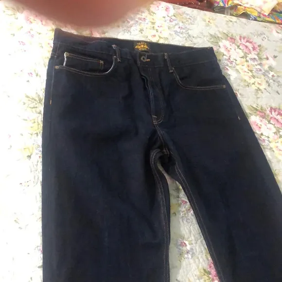 Men’s Brave Star 22oz Sumo Indigo Denim Selvage Jeans size 38/32. True Straight.