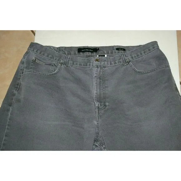Calvin Klein easy fit straight jeans mens 37 x 28 ash gray