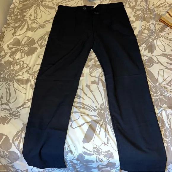 NWOT CLOSED JEANS 3/270 Belfast wide
          
      NWT