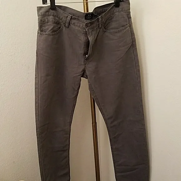 NWOT. Club Monaco lightweight jeans