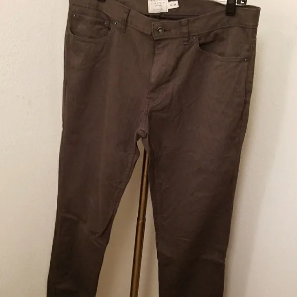 *NWOT* Club Monaco jeans