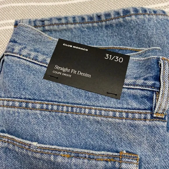 Club Monaco Men’s Jeans, Light/Medium Wash, Straight Fit, 31/30
          
      NWT