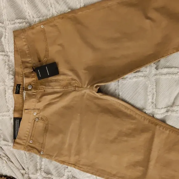 Club Monaco Jeans 36/32 new with tags
          
      NWT