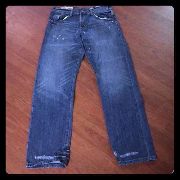 MEN JEANS
          
      NWT