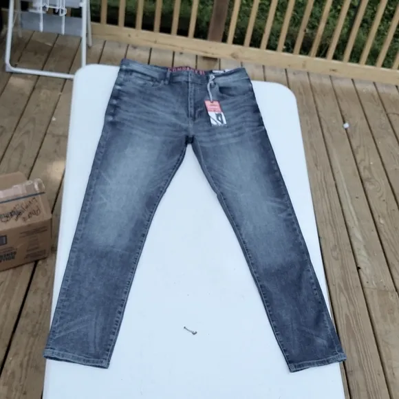 Men's 36x32 Essex skinny jeans company 81
          
      NWT