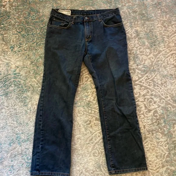 Company 81 straight classic fit jeans 38/32