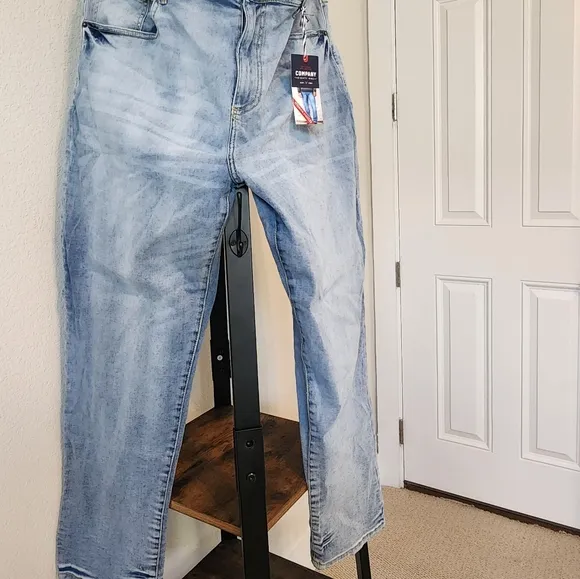 Jeans
          
      NWT