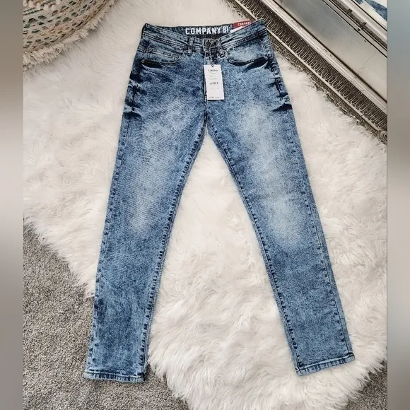Company 81 Cloud Wash Stratford Slim Fit Premium Stretch Jeans Size 28X3…
              
      NWT