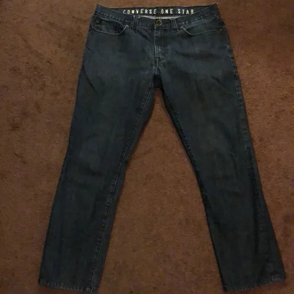 Converse dark blue Jeans