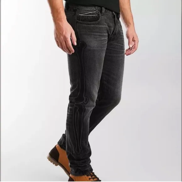 Cult of Individuality Rocker Slim Straight Jean in Bones Wash Straight-Leg Jeans