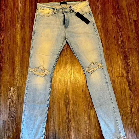 Daniel Patrick light blue skinny distressed jeans, brand new with tags
              
      NWT